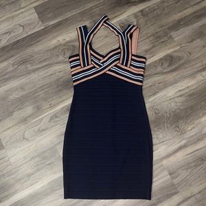 Guess Body con dress